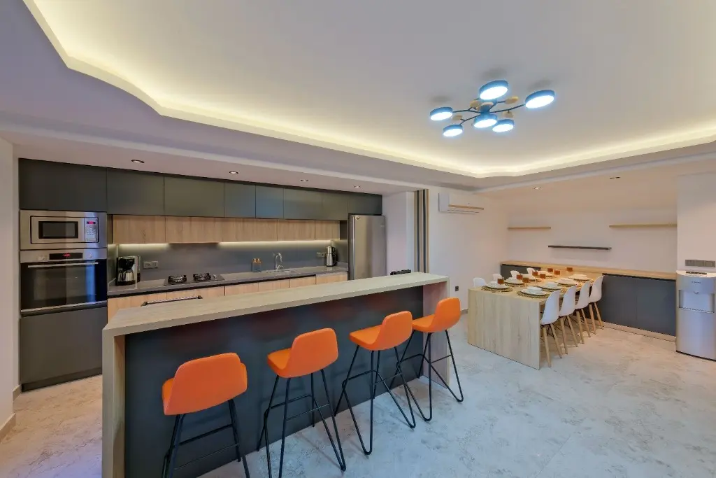 Modern kitchen